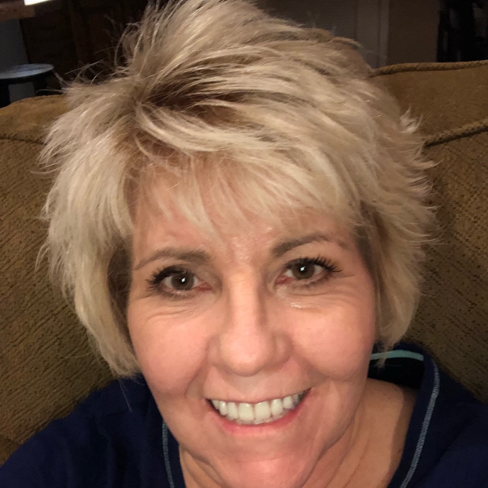 Meet your Posher, Amelia